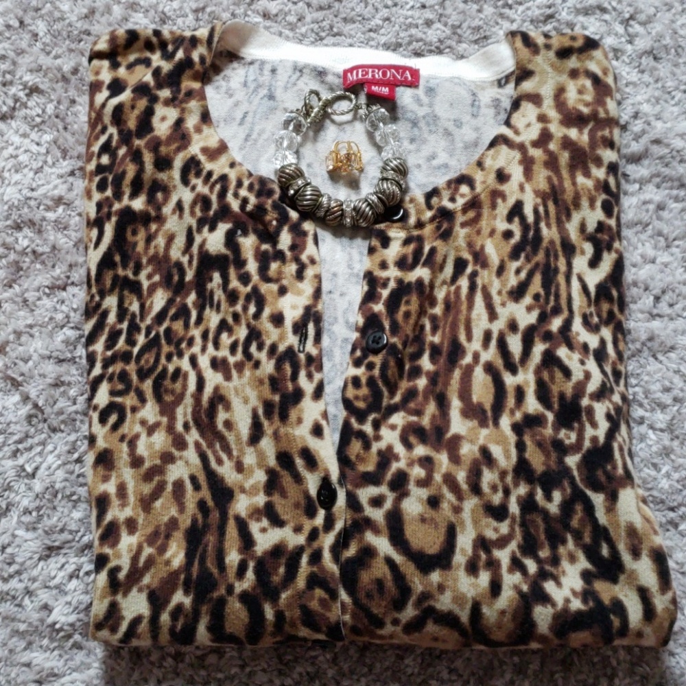 Merona Leopard Sweater 🐆 - Picture 5 of 5